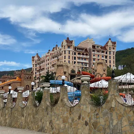 ヴィラ Toscana *